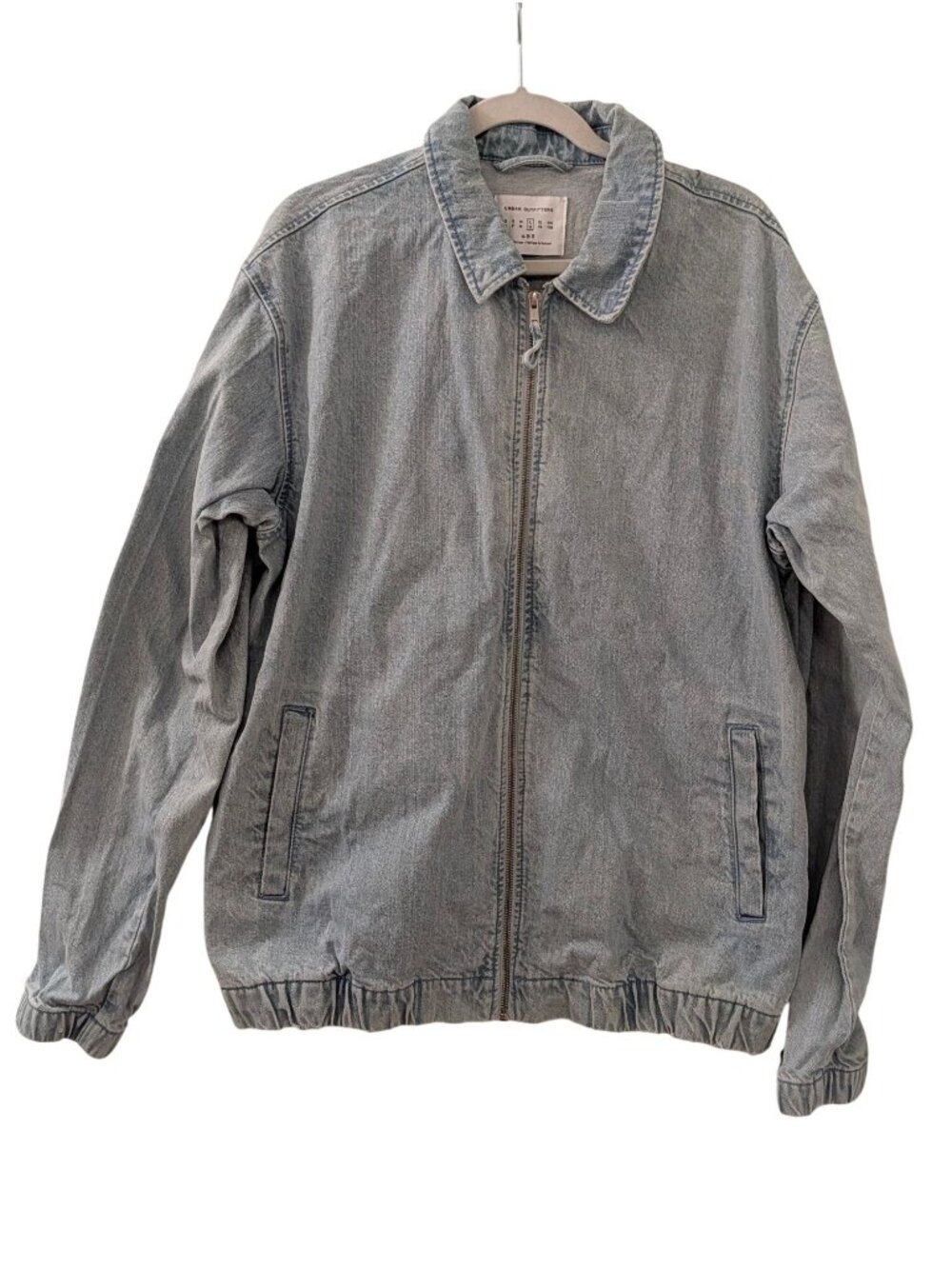 100% Cotton Urban Outfitters Light Wash Denim Jacket With Elastic Hem & Zip Clos